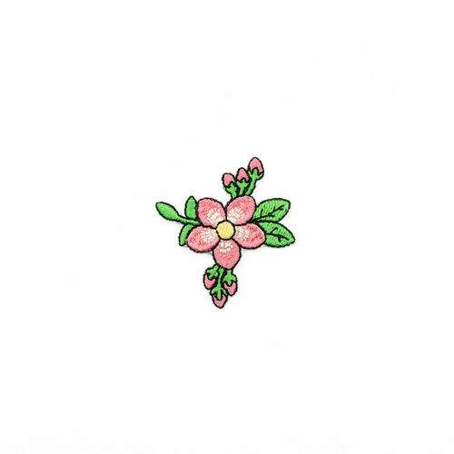 Aplicação Termocolante 7,0x6,0 cm - Florzinha Rosa