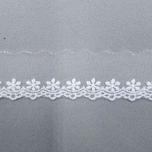 Bordado em Tule 3,0 cm Ref. BT017 - Peça c/ 13,70 mt Cor:Branco