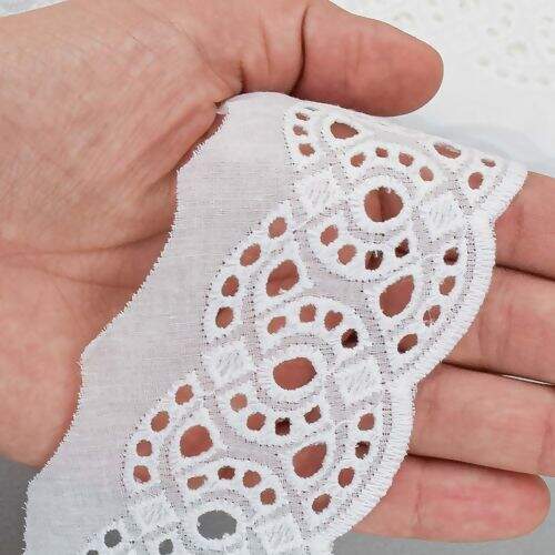 Bordado Inglês de Algodão 55 mm ArtePunto BA016 - Peça c/ 13,70 mt