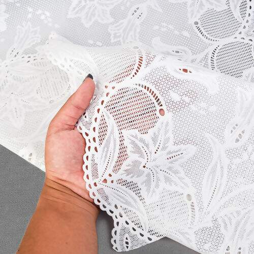 Caminho de Mesa Plástico Rendado 0,50m Largura - 1 Metro Cor: Serena Branco