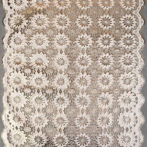 Caminho de Mesa Plástico Rendado 0,50m Largura - 1 Metro Cor: Sany Metalizado Rose