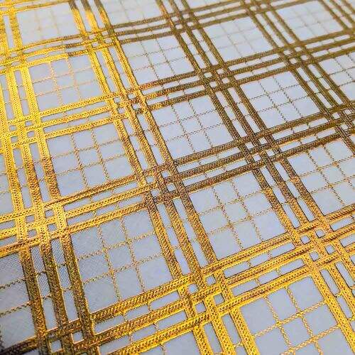 Caminho de Mesa Plástico Rendado Color Especial 0,50m Largura - 1 Metro