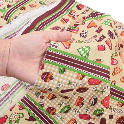 Tecido de Algodão Estampado (Meio Metro) - Barrado Cozinha Fundo Bege