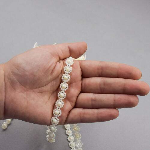 Fio Perolado Irisado Florzinha 10 mm - Peça c/ 10 mt