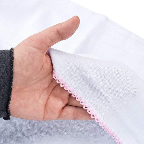 Fralda Quadriculada Estrela Crochet 80 x 120 cm - Rosa