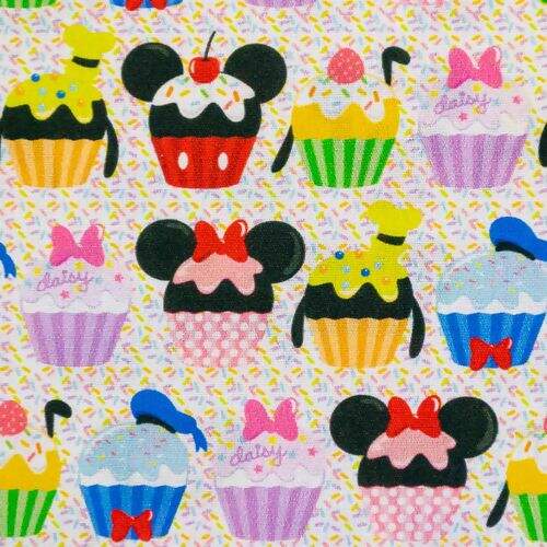 Tecido de Algodão Estampa Digital (Meio Metro) - Coleção Disney Cupcakes