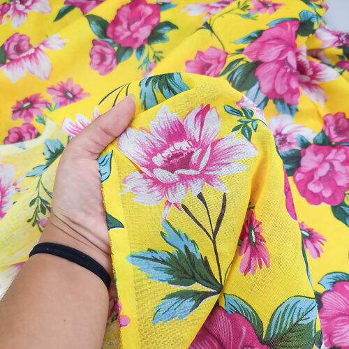 Tecido Chita de Algodão (Meio Metro) Ref. 3158V2 - Amarelo/Rosa/Turquesa