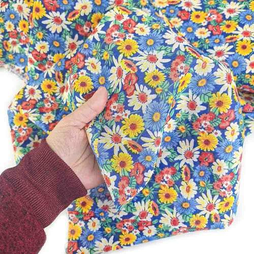 Tecido Chita 100% Algodão 0,50mx1,40m - Ref. 3206V1 Azul/Floral Multicor