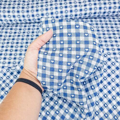 Tecido Popeline 100% Algodão Xadrez Azul Marinho e Branco com Corações 1 Metro