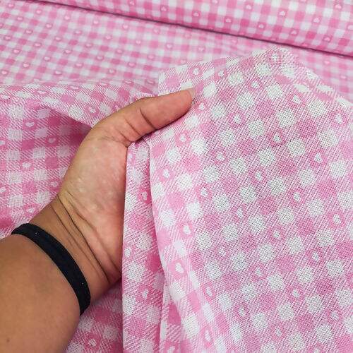 Tecido Popeline 100% Algodão Xadrez Rosa e Branco com Corações 1 Metro