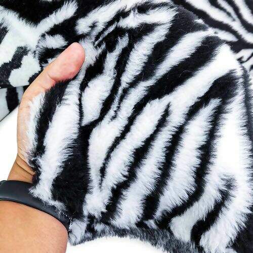 Tecido Pelúcia Reality Pelo Médio 0,50x1,60m