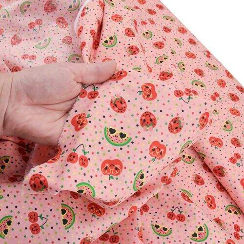 Tecido de Algodão Estampado (Meio Metro) - 2625 Coleção Frutinhas Vermelhas