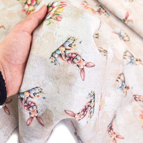 Tecido de Algodão Estampado (Meio Metro) - Páscoa Coelhinhos Ovos Coloridos