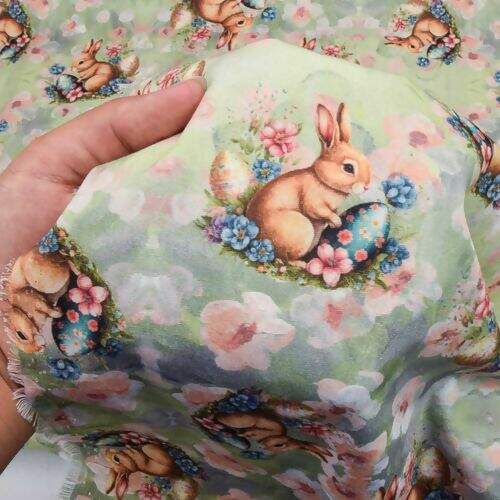 Tecido de Algodão Estampado (Meio Metro) - Coelhinho da Páscoa Fundo Verde