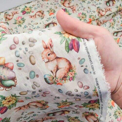 Tecido de Algodão Estampado (Meio Metro) - Páscoa Coelhinhos Fundo Bege