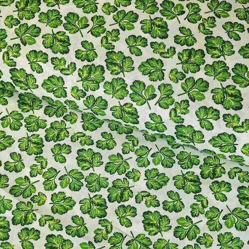 Tecido de Algodão Estampado (Meio Metro) - Salsinha Fundo Palha