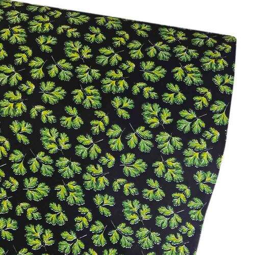 Tecido de Algodão Estampado (Meio Metro) - Salsinha Fundo Preto